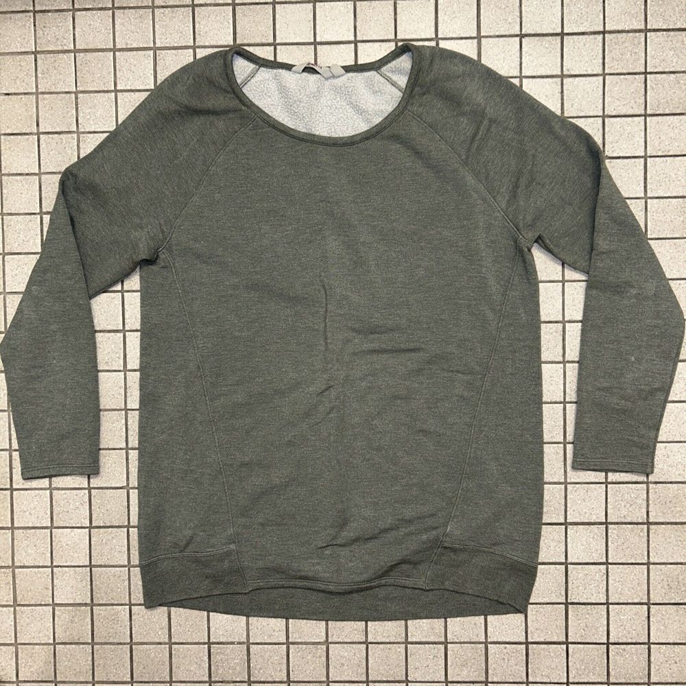 Athleta Sweater Womens Medium Long Sleeve Lightweight Knit Pullover Green
